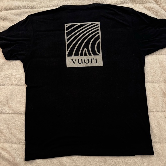 Vuori Lines Tee - Black - Large - Picture 3 of 3
